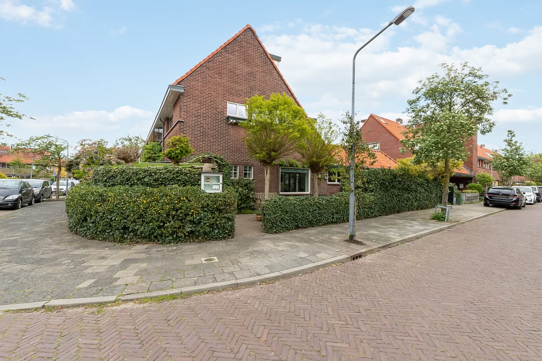 Foto 1 van Wegastraat 1