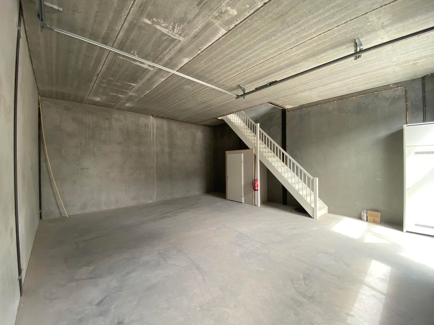Bekijk foto 4 van Chroomstraat 8-17