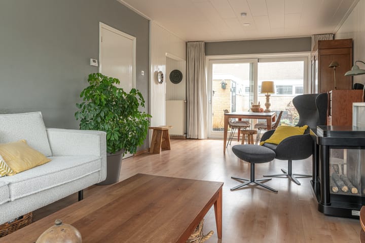 Hoekwoning te koop: Prins Bernhardlaan 31, Joure