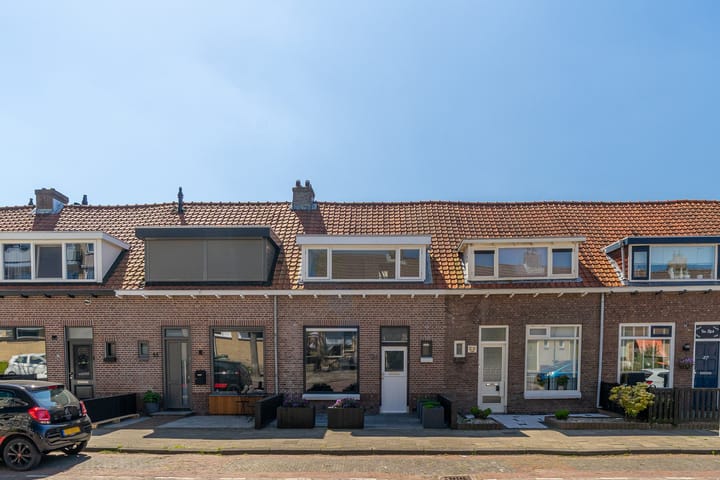 Emmastraat 31