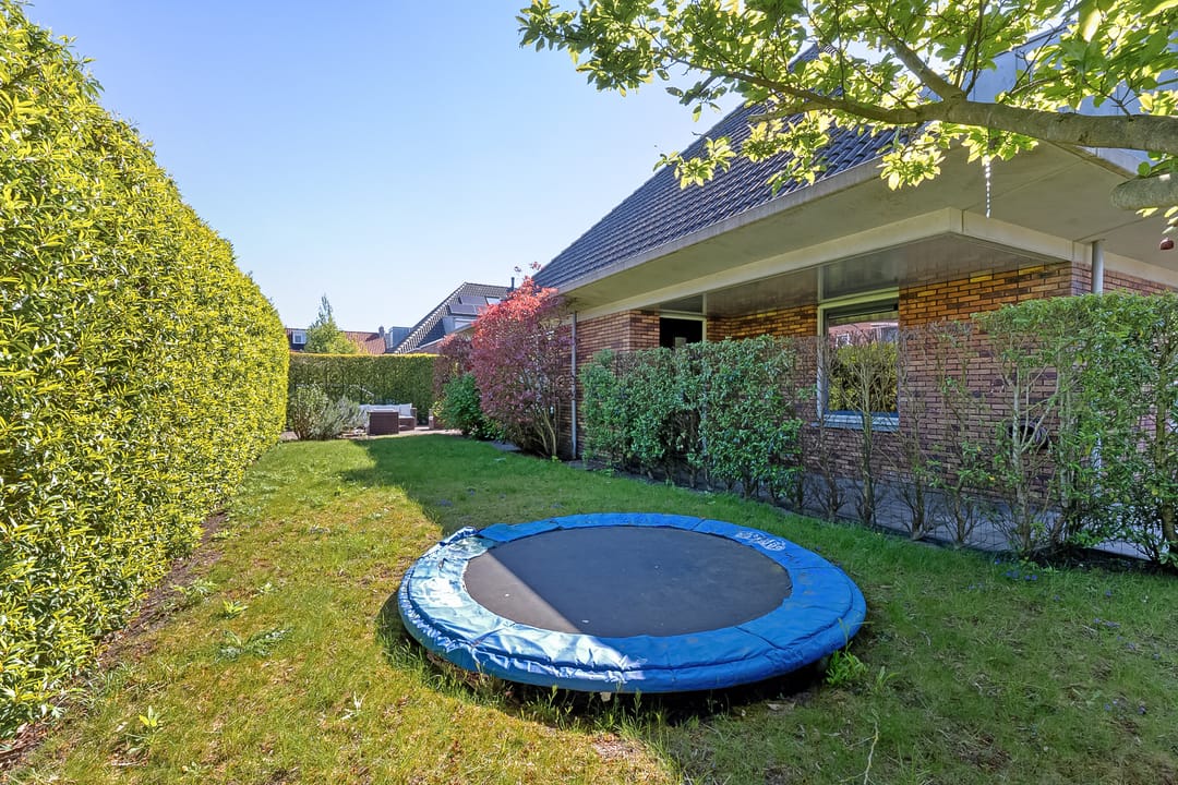 Photo 43 of Van Hasseltlaan 4-D