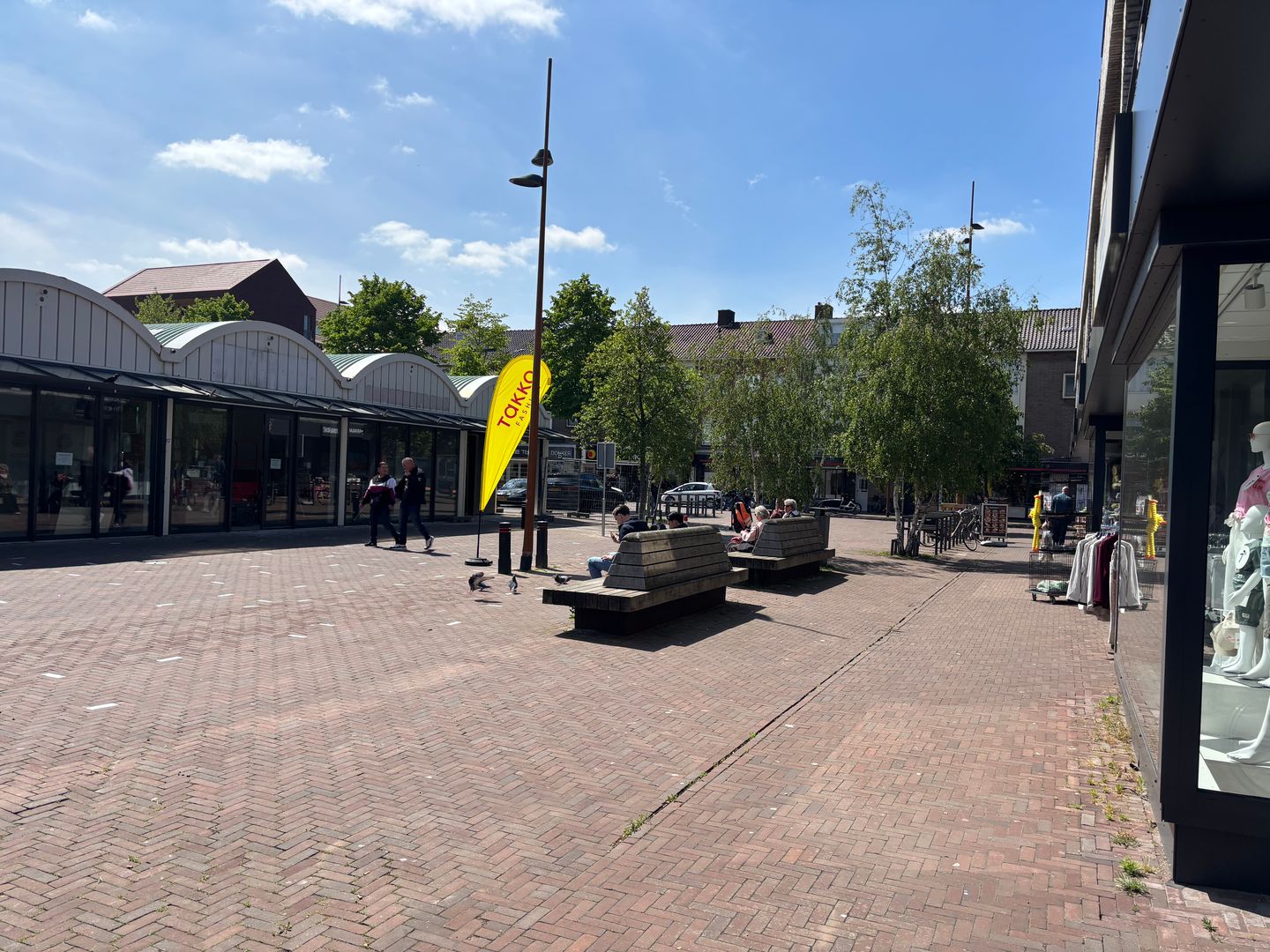 View photo 3 of Velserhof 103