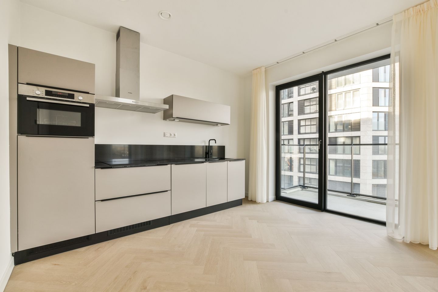 Foto 4 van Niemeyerstraat 67