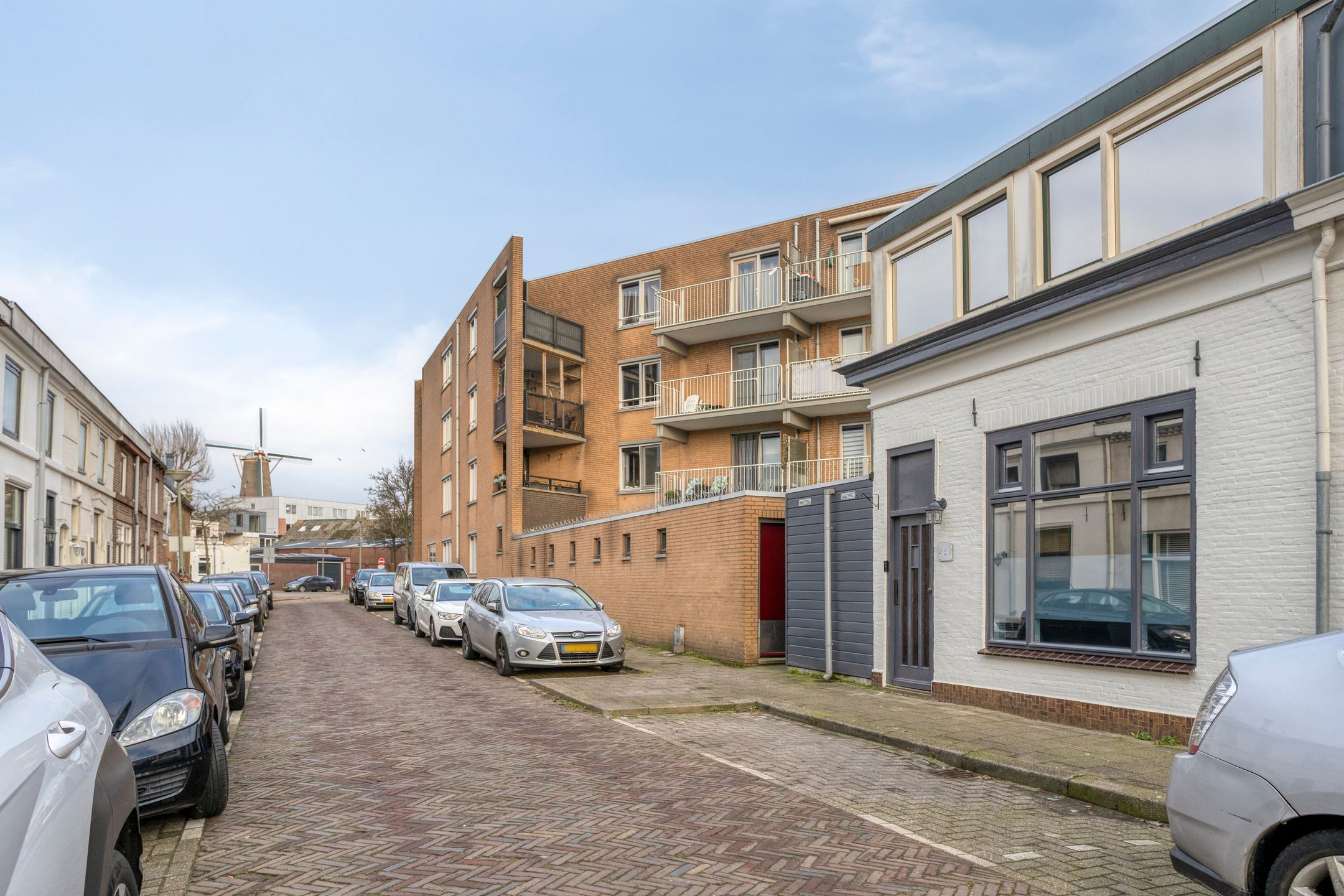 Foto 42 van Den Bommelsestraat 5