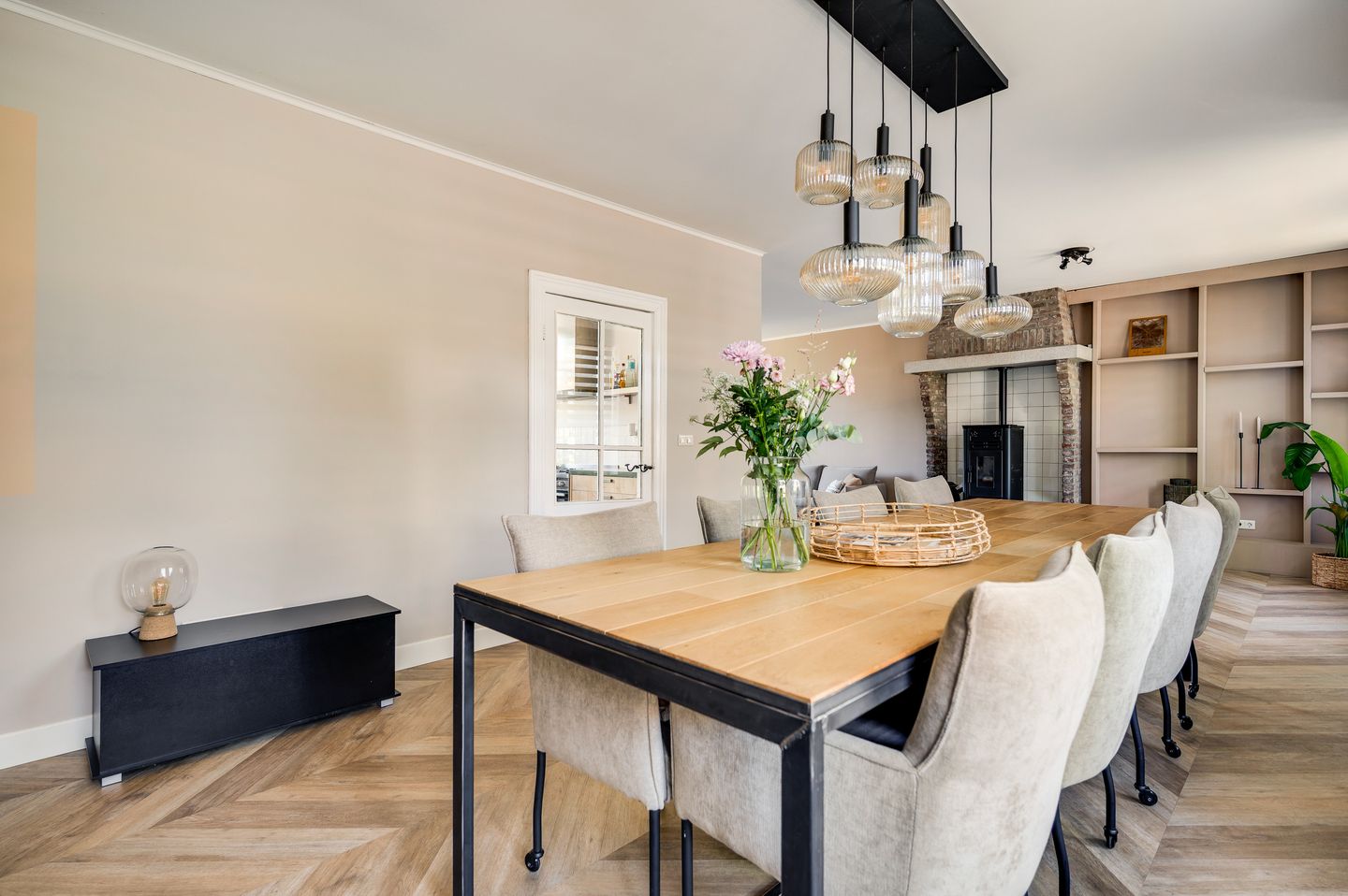 Historic City Farm from 1906 with Modern Comforts in Weert — 14