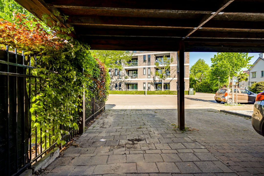 Historic City Farm from 1906 with Modern Comforts in Weert — 37