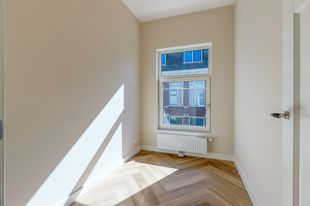 Photo 11 of Kenaustraat 76