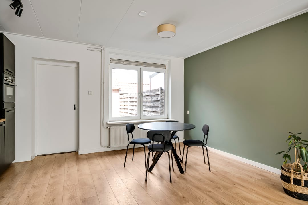 Photo 7 of Joannesstraat 6