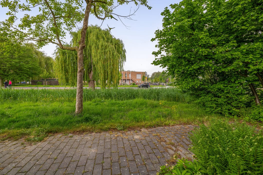 Photo 31 of Weigelialaan 15