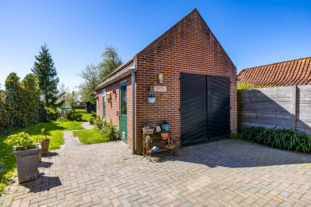 Photo 31 of Hoofdweg 33