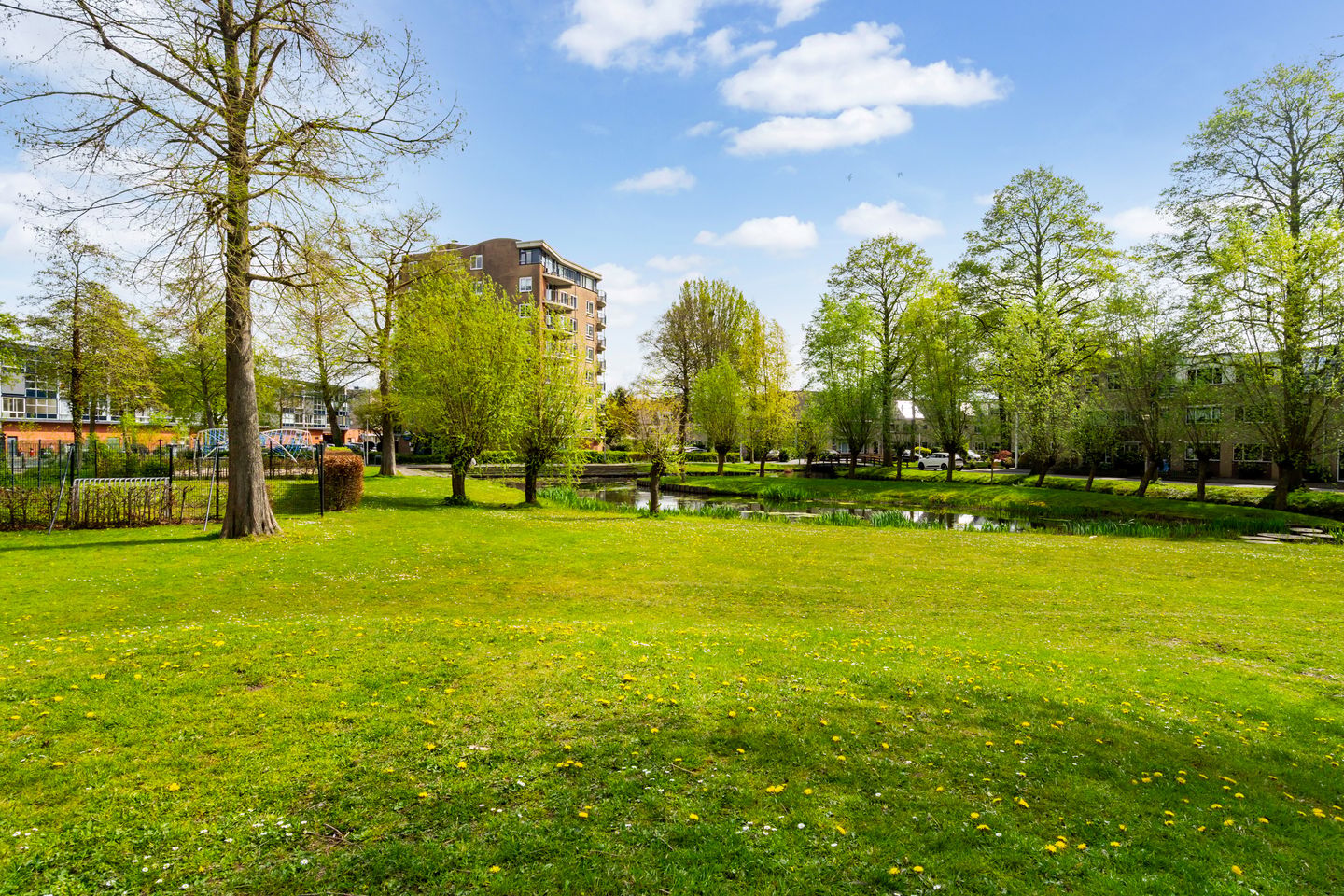 Photo 49 of Middenmolenlaan 153