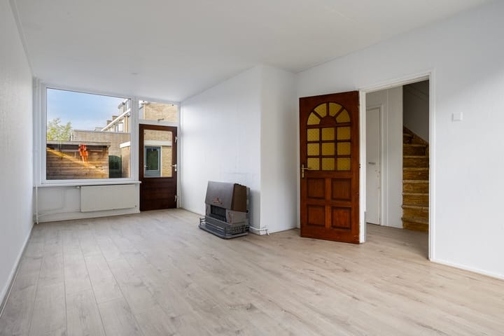 Photo 2 of Johan de Wittstraat 32