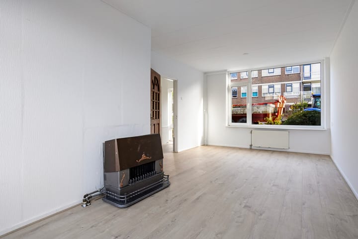 Photo 3 of Johan de Wittstraat 32