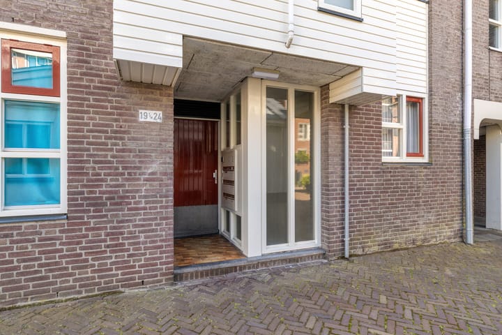Foto 5 van Neeltje van Zuytbrouckhof 24