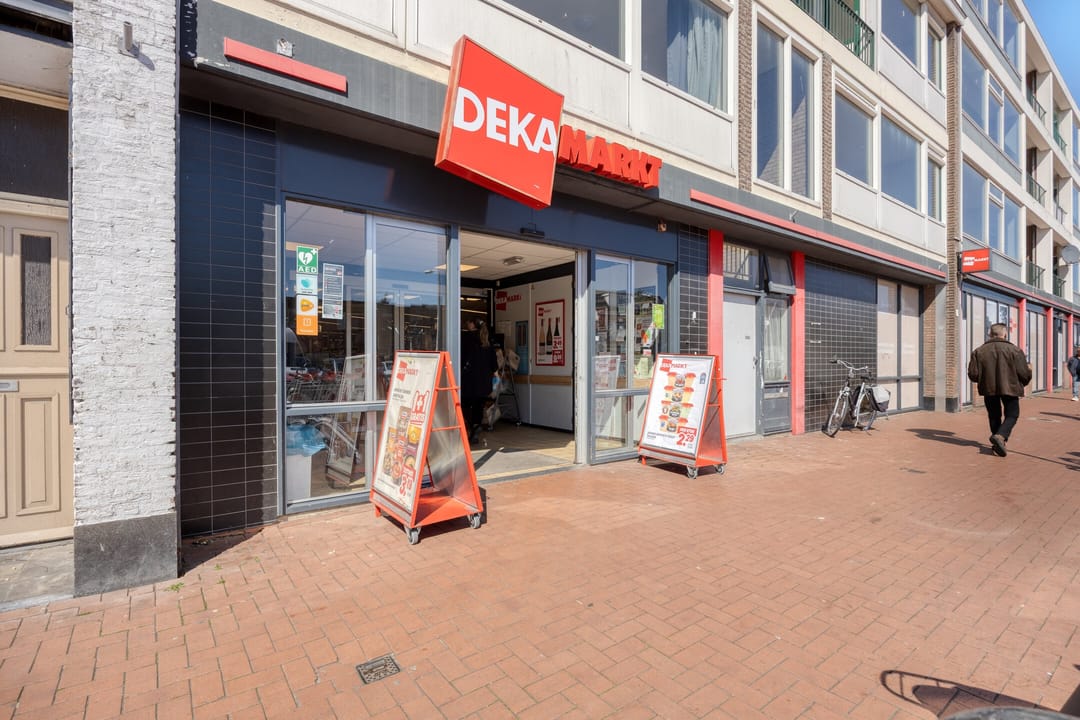 Photo 23 of Zeeuwstraat 11