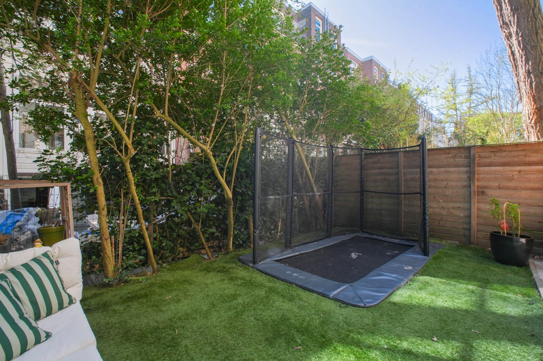 Spacious Three-Level Ground Floor Apartment with South-Facing Garden in Oud-Zuid — 17