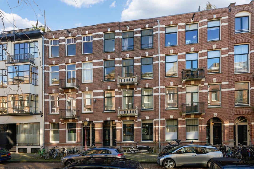 Spacious Three-Level Ground Floor Apartment with South-Facing Garden in Oud-Zuid — 37