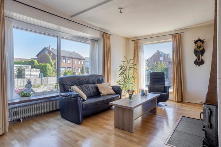 Foto 4 van Korenbloemstraat 19