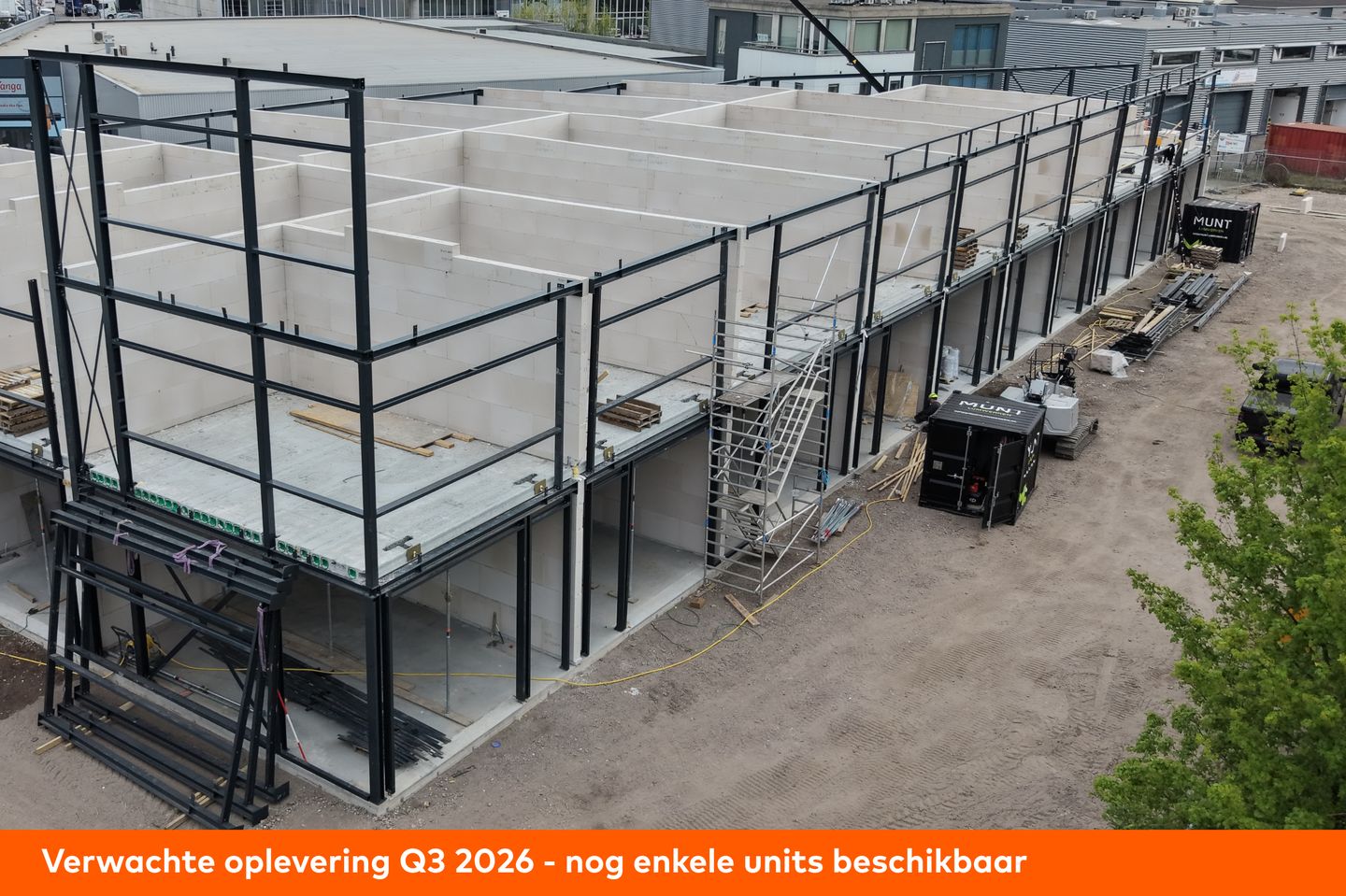 View photo 1 of Weidehek 42-C