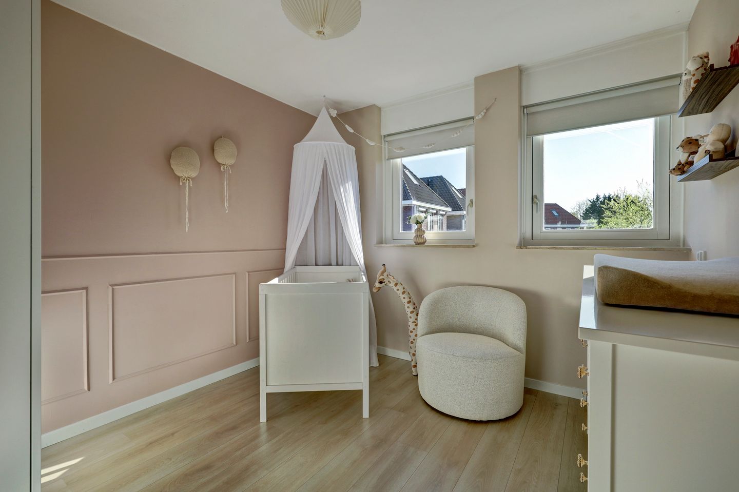 Photo 34 of Heermanstraat 8