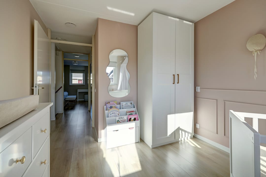 Photo 31 of Heermanstraat 8