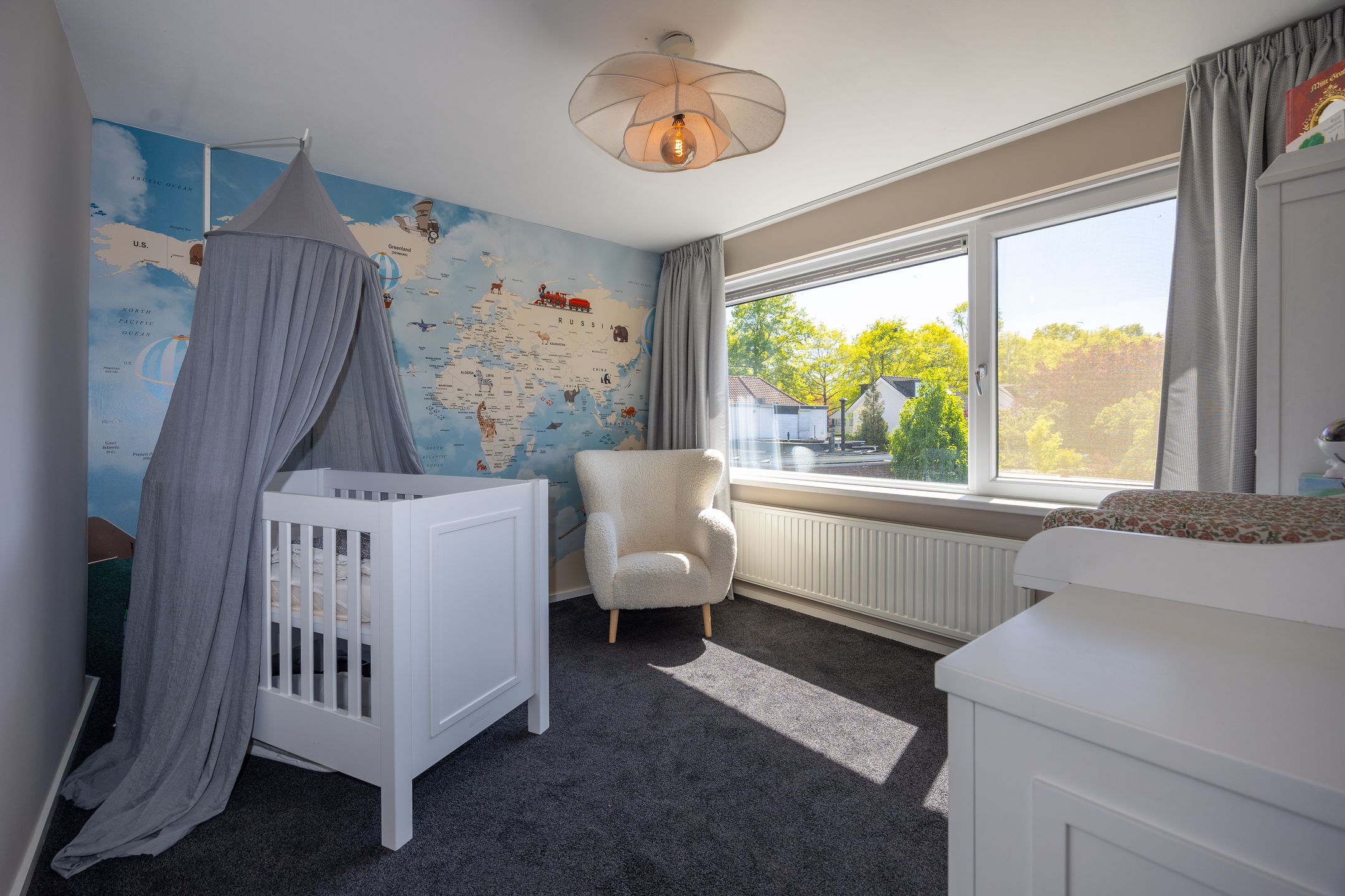 Photo 18 of Burg. Verwielstraat 56