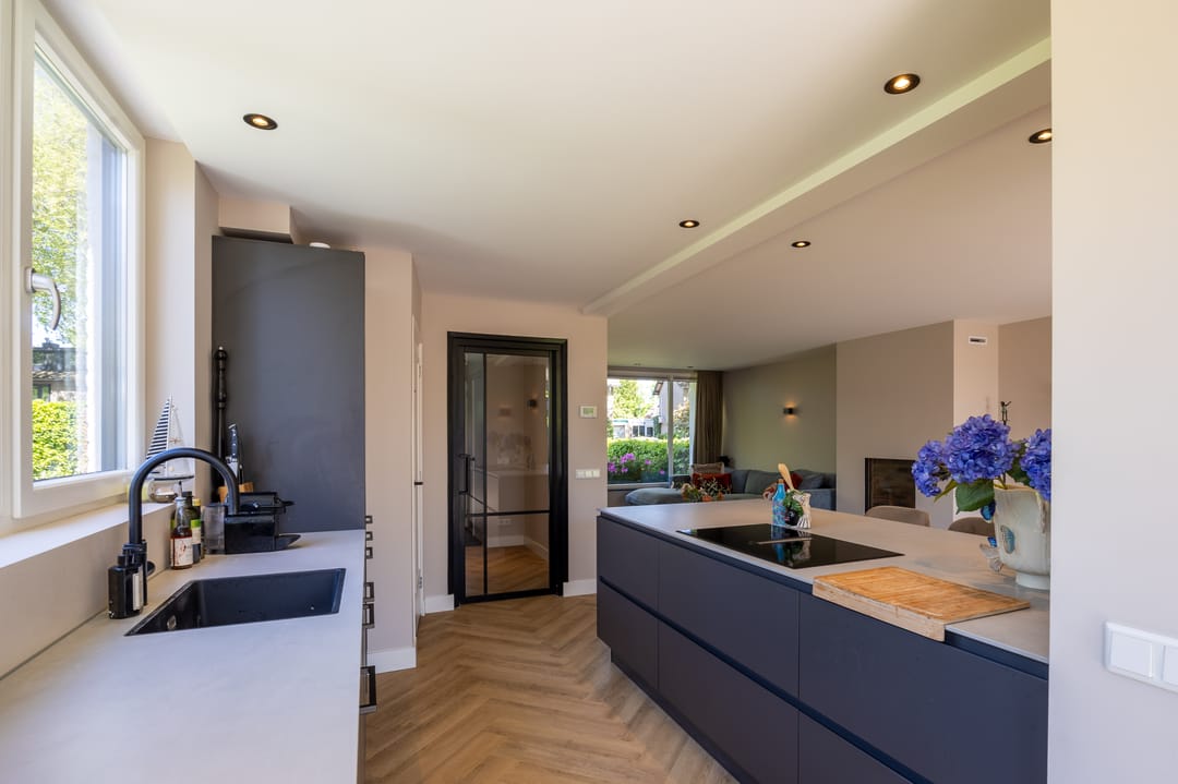 Photo 7 of Burg. Verwielstraat 56