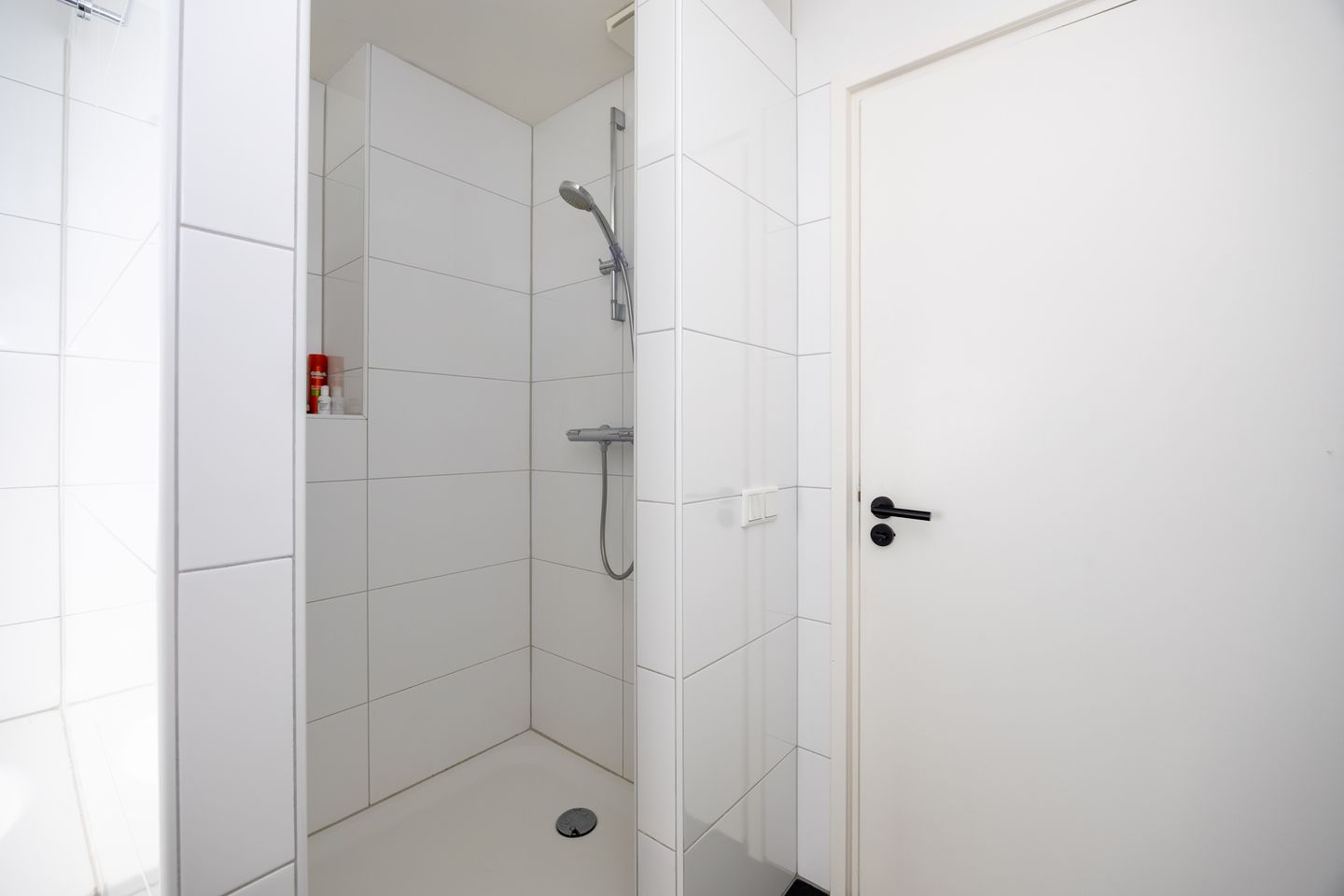 Photo 20 of Burg. Verwielstraat 56
