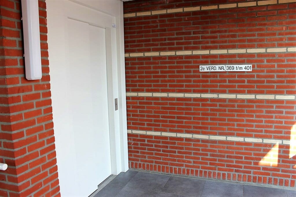 Photo 3 of Sara Burgerhartsingel 383