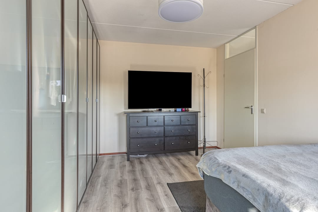 Photo 31 of Hebridenstraat 18