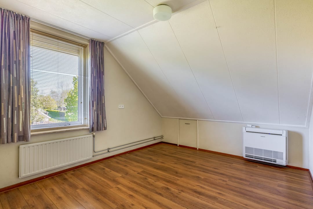 Photo 28 of 2e Bovenpad 11-B