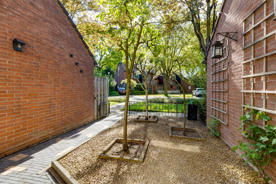 Photo 7 of Planetenstraat 23