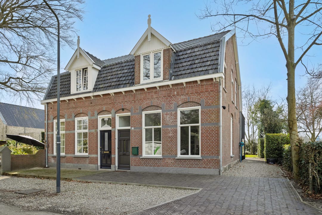 Foto 1 van St.-Michielsgestelseweg 10