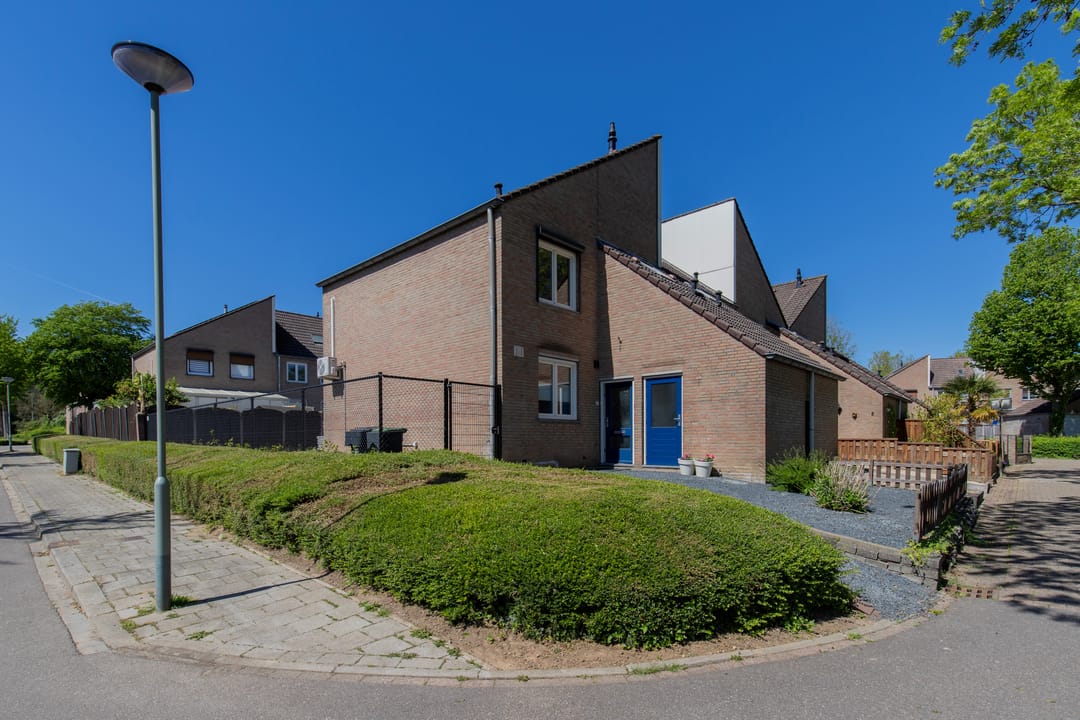 Foto 2 van Jekerstraat 1