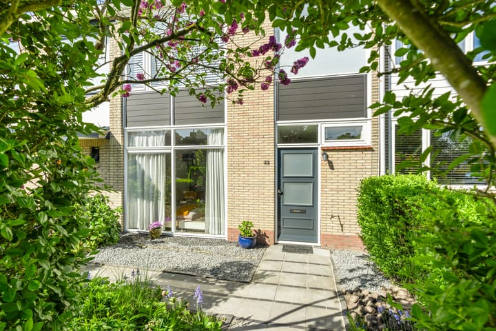 Photo 2 of Prins Hendrikweg 22
