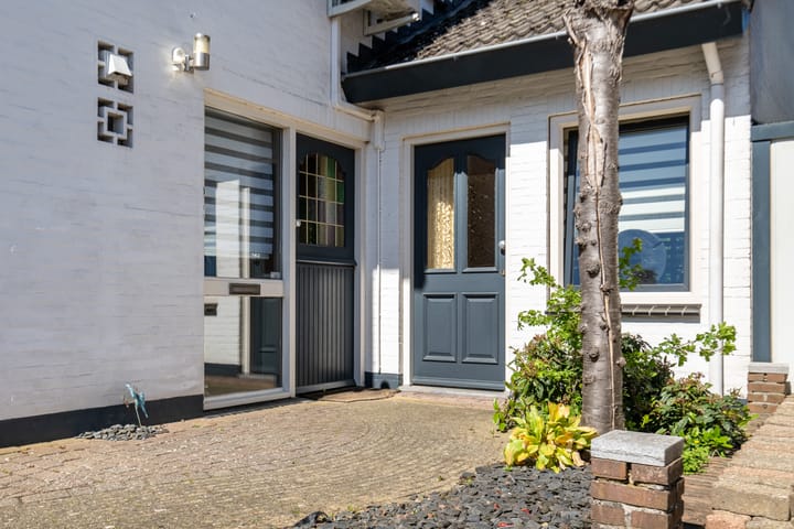 Photo 4 of Heuvelstraat 17
