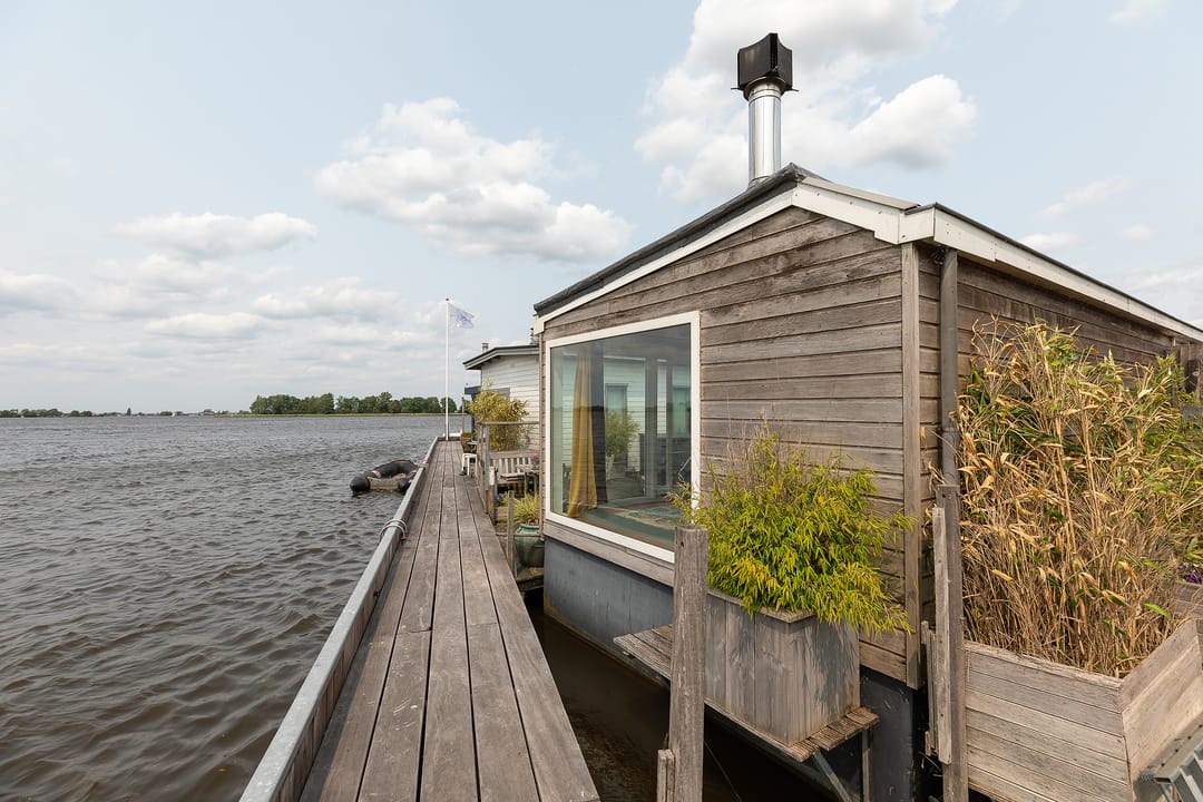 Foto 1 van Nieuw-Loosdrechtsedijk 270-AWS07