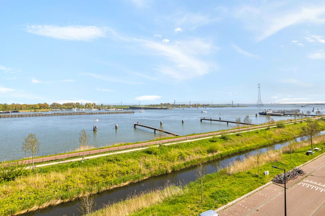 Photo 86 of Kea Boumanstraat 36-A