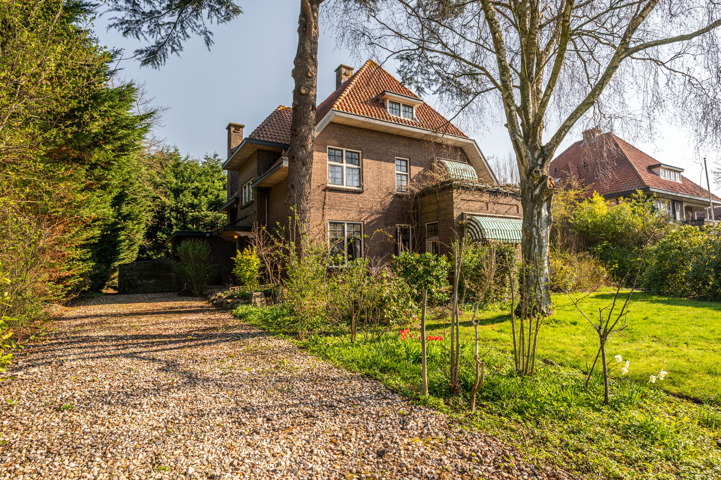 View photo 1 of Kloetingseweg 82