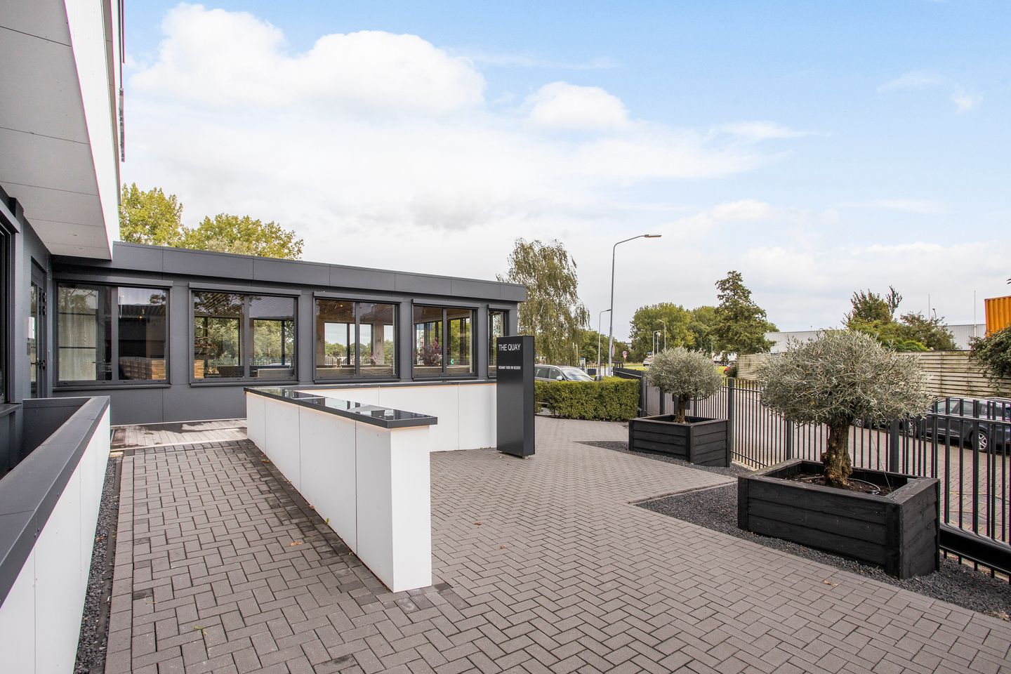 Bekijk foto 3 van Merwedeweg 1