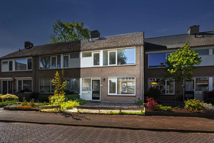 Foto 2 van Korenbloemstraat 33
