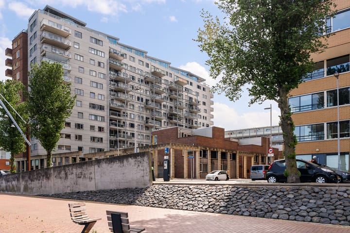 Photo 4 of Kees Pijlstraat 104