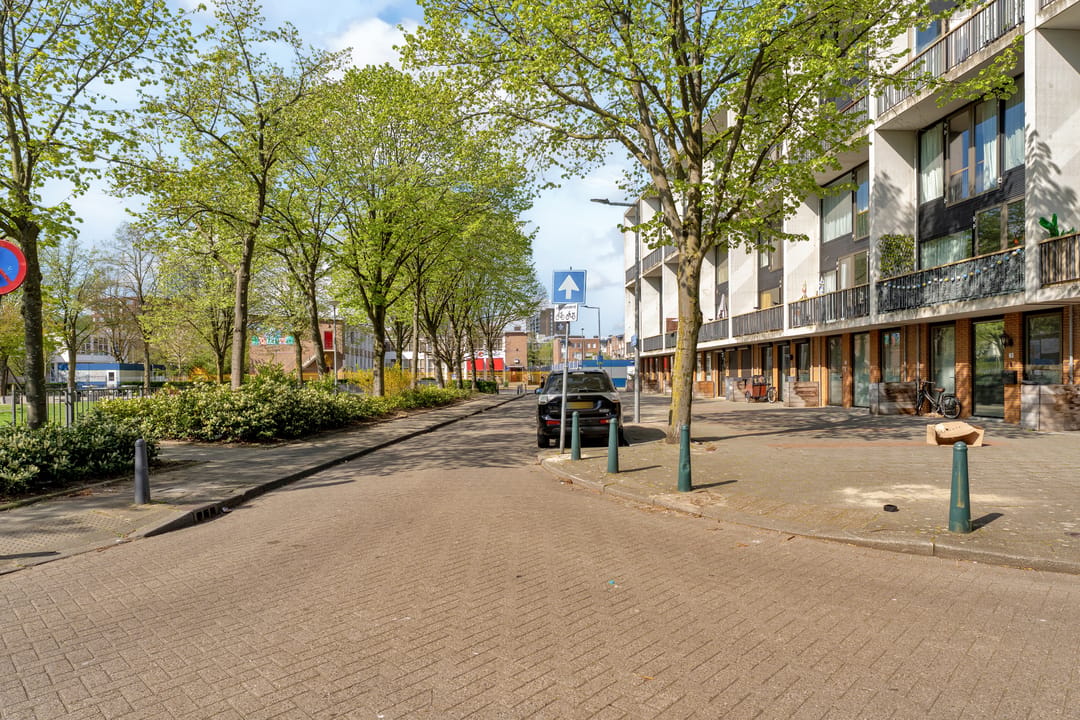Photo 38 of Generaal van der Heijdenstraat 17