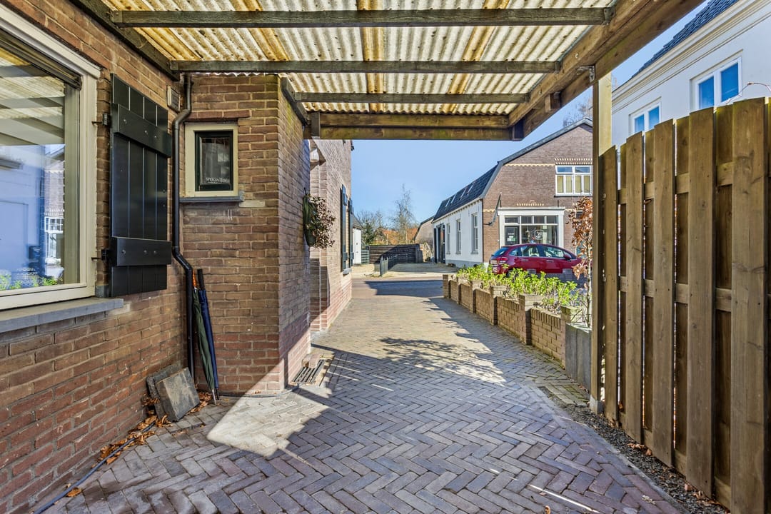 Photo 53 of Overstraat 40