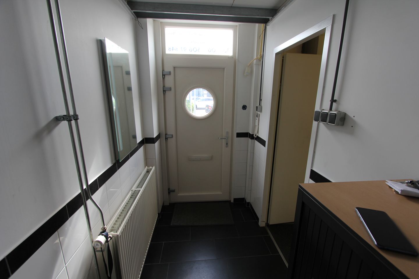 View photo 3 of Emrikweg 37-A