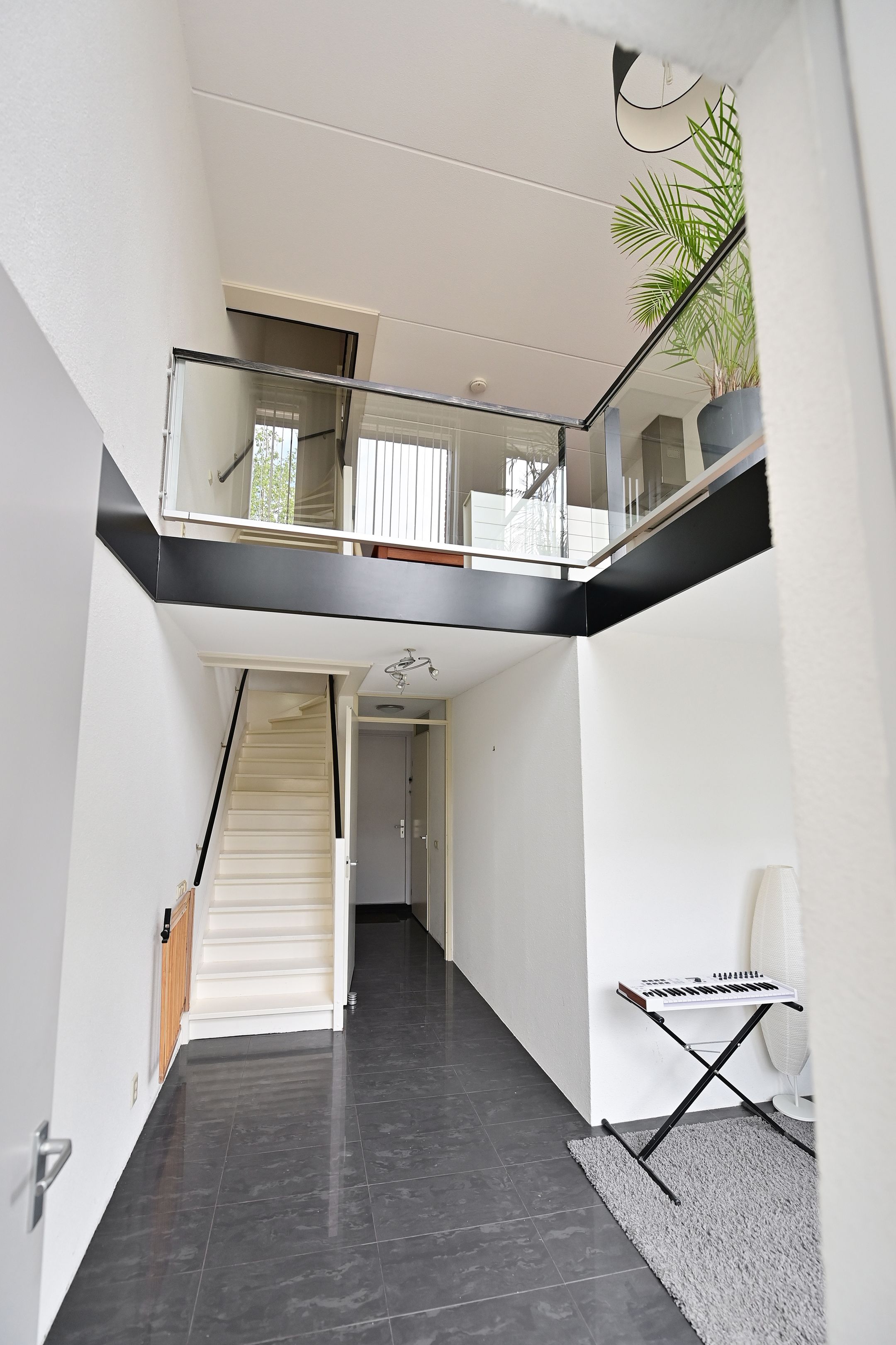 Photo 6 of Buys Ballotstraat 6