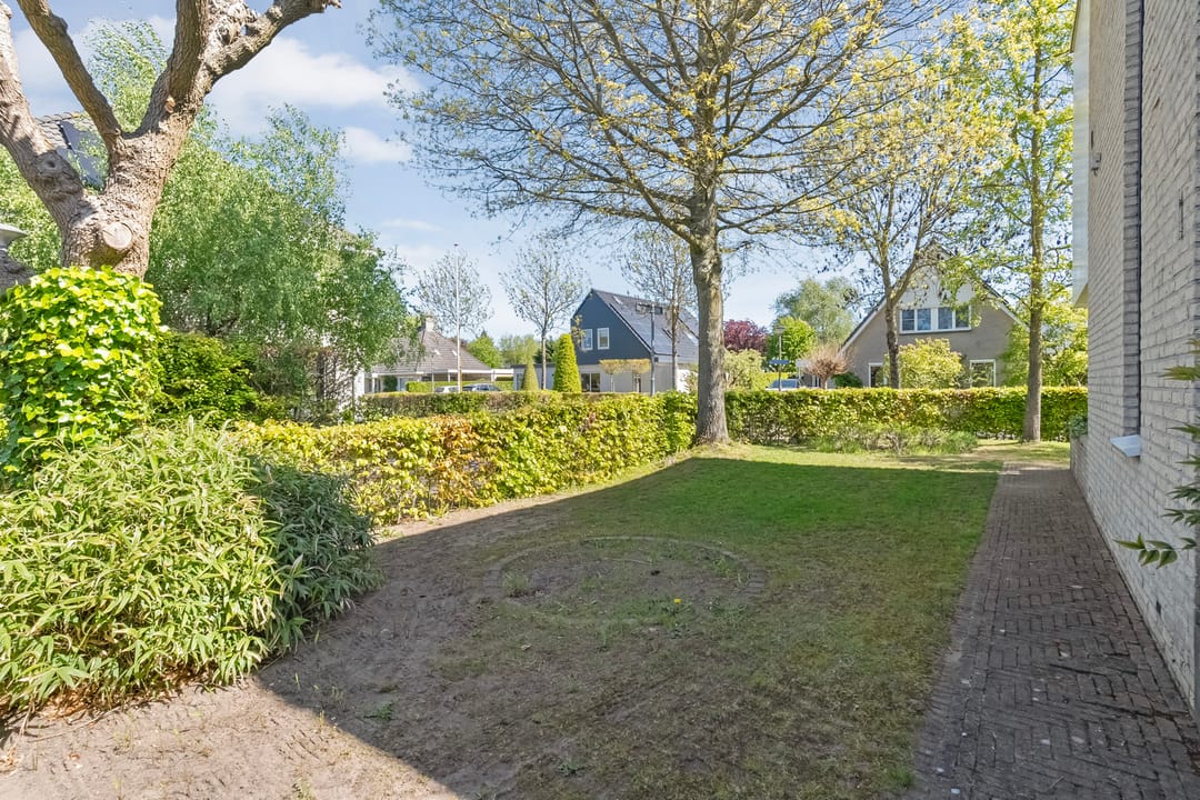 Photo 92 of Van Heerdtmarke 1