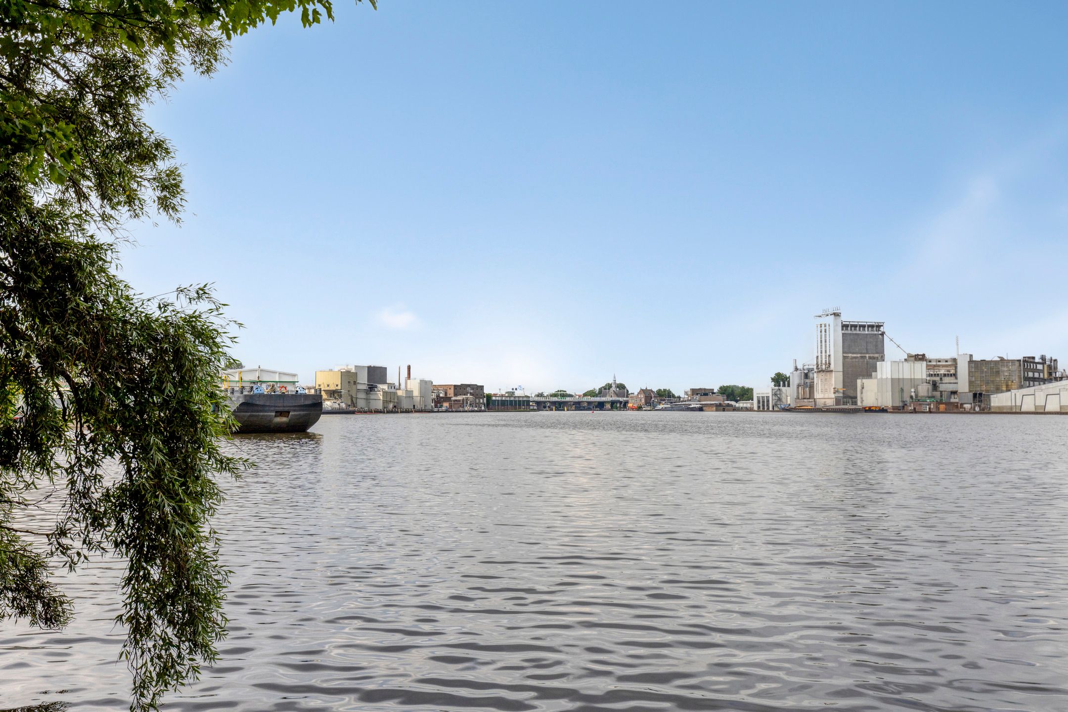 Energy-Efficient Family Home by the Water in Quiet Green Neighborhood — 42