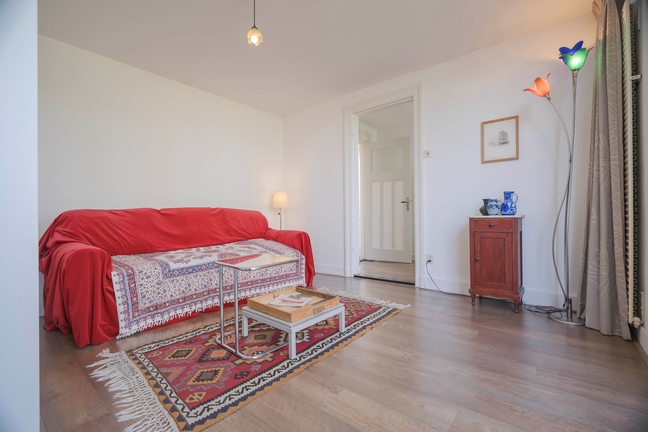 Spacious Apartment with Rooftop Terrace and Dual Kitchen Setup — 57