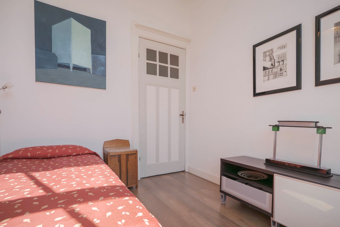 Spacious Apartment with Rooftop Terrace and Dual Kitchen Setup — 35
